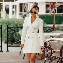 Vestido corto tipo blazer
